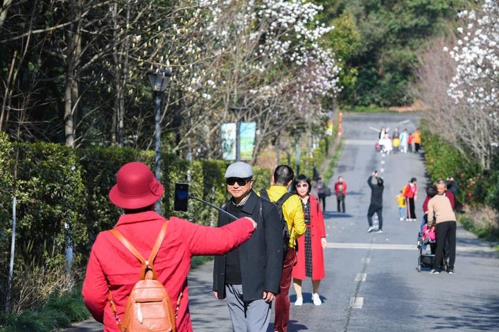 湖南华麒资源环境科技发展有限公司,矿物加工,铅锌选矿,选矿药剂,废水治理,无石灰选矿,矿山废水,低碱度浮选 湖南华麒资源环境科技发展有限公司,矿物加工,铅锌选矿,选矿药剂,废水治理,无石灰选矿,矿山废水,低碱度浮选
